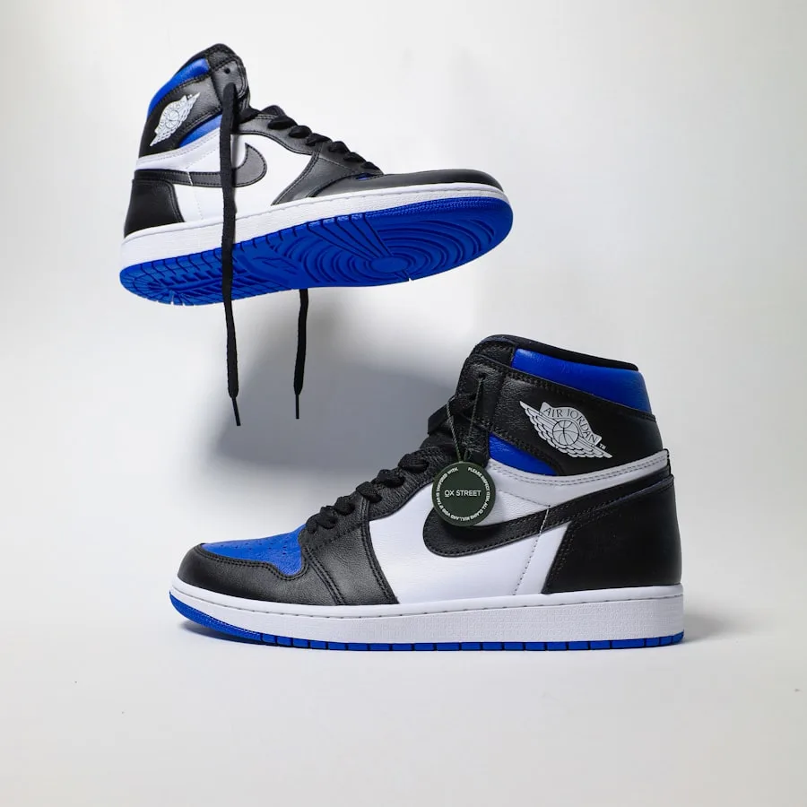 Air Jordan 1 Retro High OG Royal — foto 1